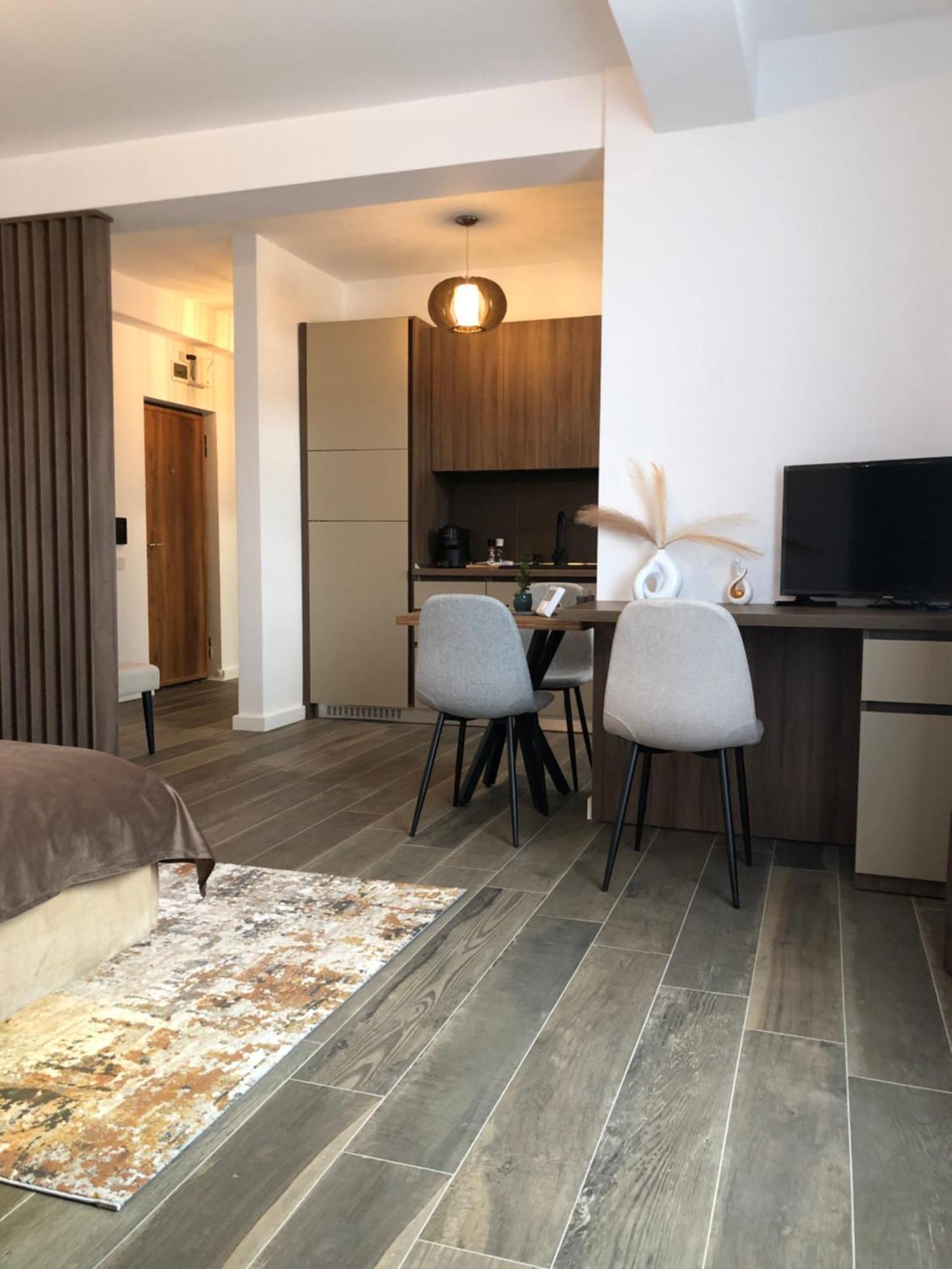 ZResidence Curtea de Argeş エクステリア 写真