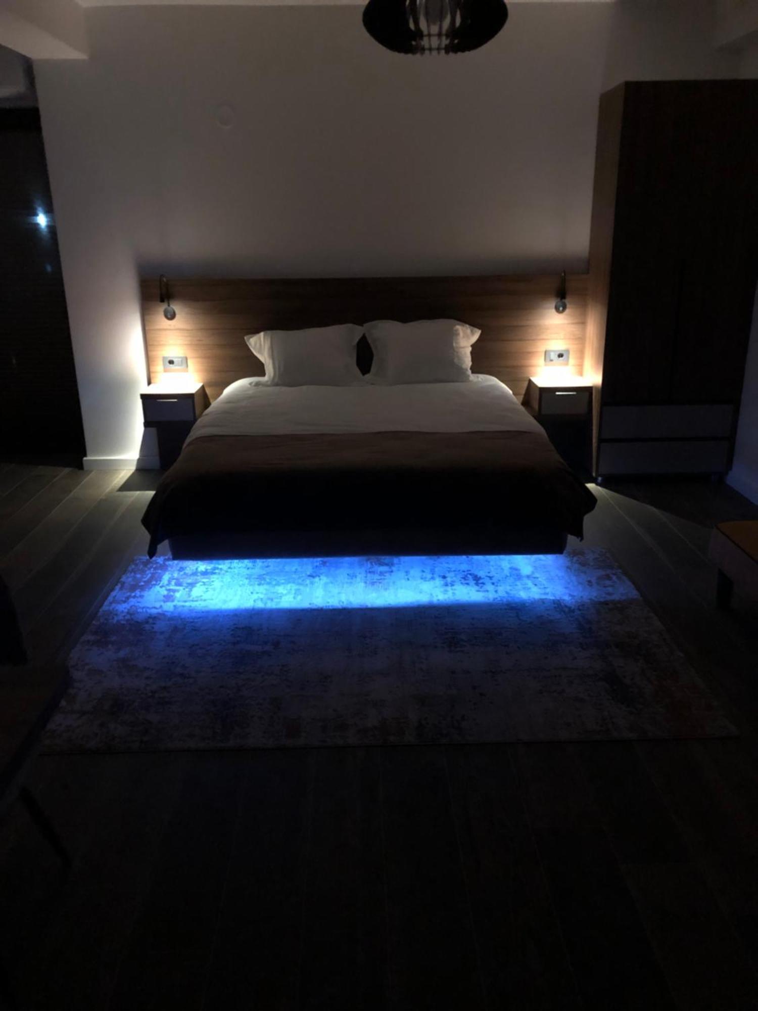 ZResidence Curtea de Argeş エクステリア 写真
