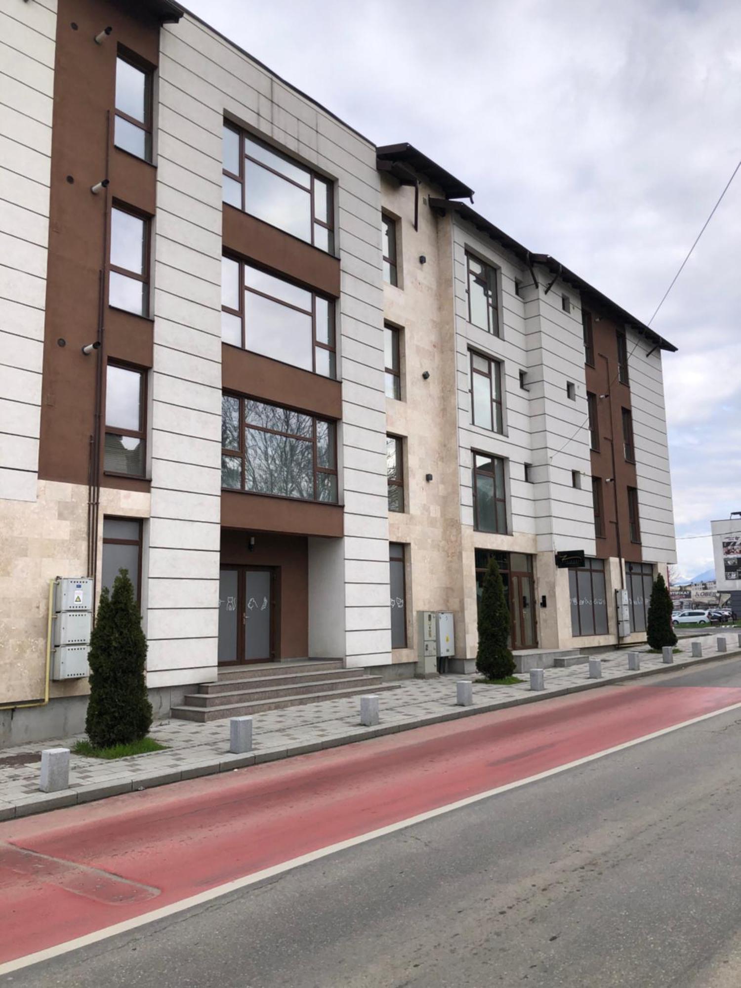 ZResidence Curtea de Argeş エクステリア 写真